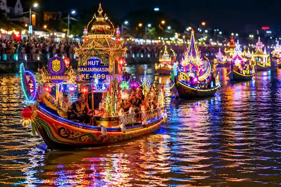 Banjarmasin Decorative Jukung Festival